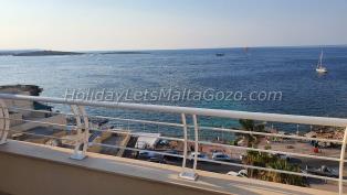 Holiday Let Malta Bugibba Penthouse bay square penthouse